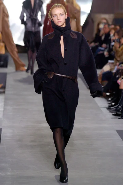 Look 17
